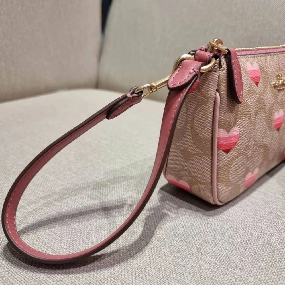 coach Nolita 19 In Signature Canvas With Stripe Heart Print CA796 - Picture 5 of 10